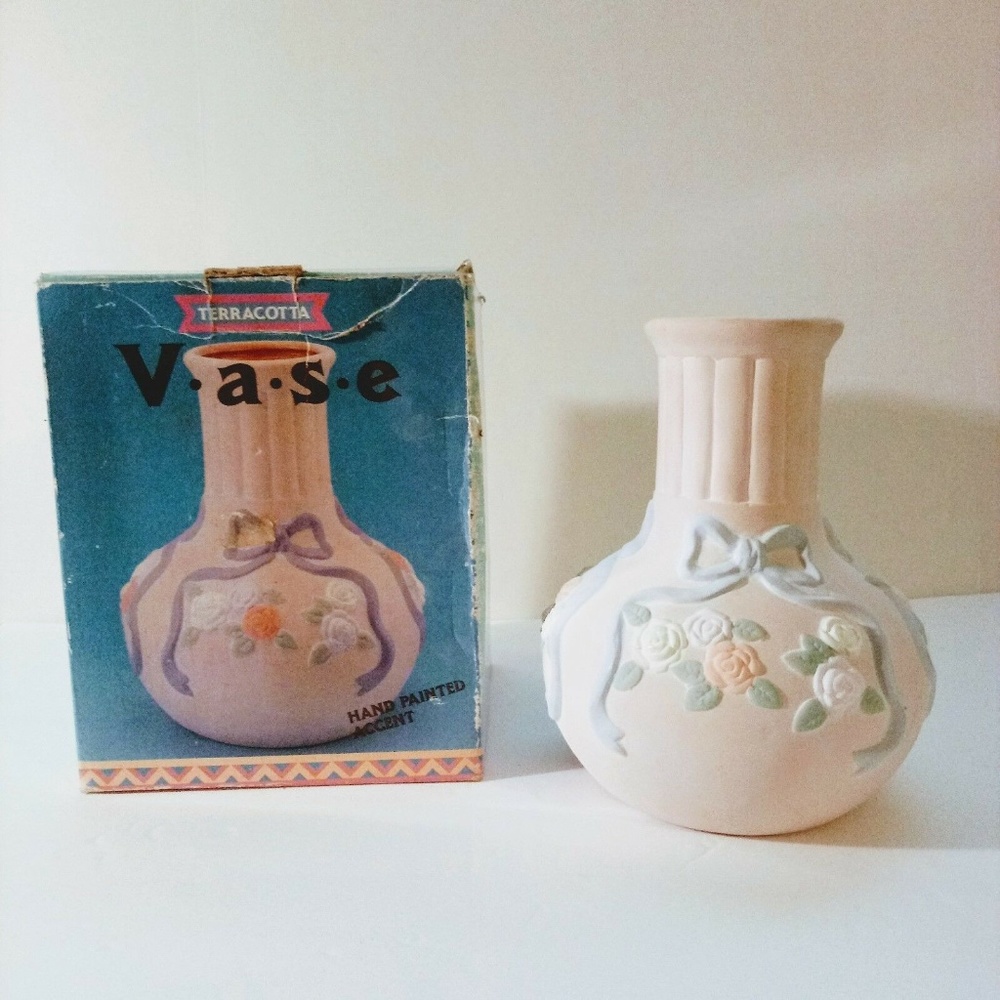 J&M Enterprises Floral Terracotta Vase Pastels